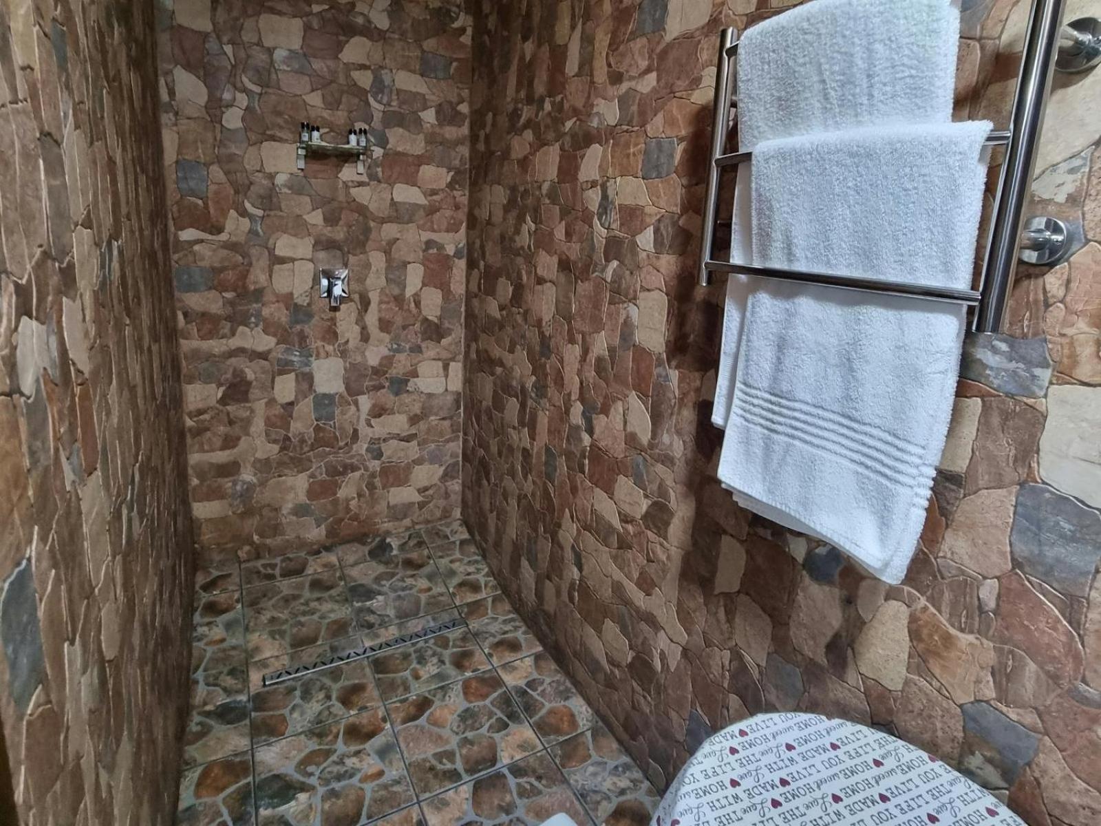 7A Jameson Guesthouse Kimberley Bilik gambar